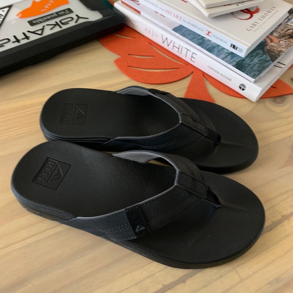 REEF MENS flip flops sandals Size 9